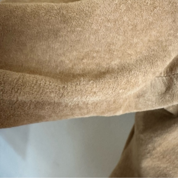 Atelier by B. Thomas Women's Size 3X Tan Suede Button Down Jacket - Picture 11 of 16